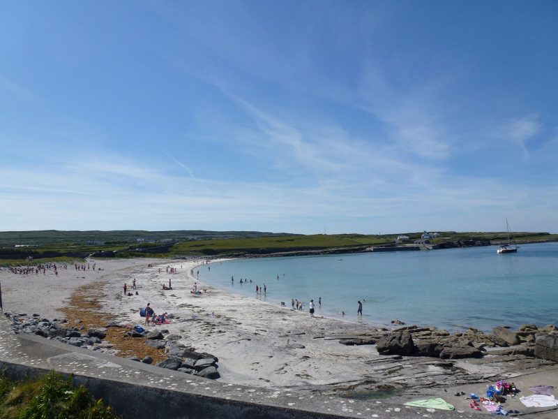 Kilmurvey beach